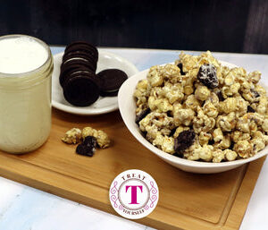 Cookies and Cream Popcorn